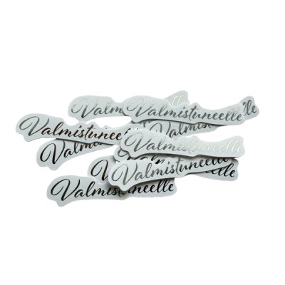 Kartonkitekstit 10 kpl, folioitu: Valmistuneelle, hopea